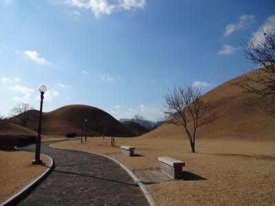 Silla-Grabhügel bei Daereung-won in Gyeongju